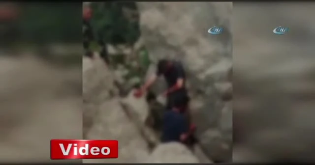 Genelkurmay teslim alınan teröristlerin görüntüsünü paylaştı