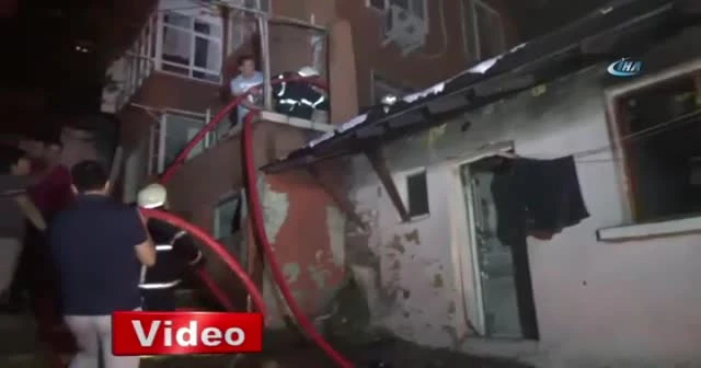 Madde bağımlılarının mesken tuttuğu metruk binada yangın çıktı