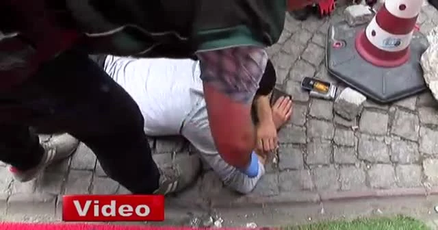 Polis'ten Kumkapı'da nefes kesen uyuşturucu operasyonu: 10 gözaltı