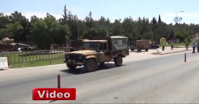 Şanlıurfa'ya askeri araç ve mühimmat sevkıyatı