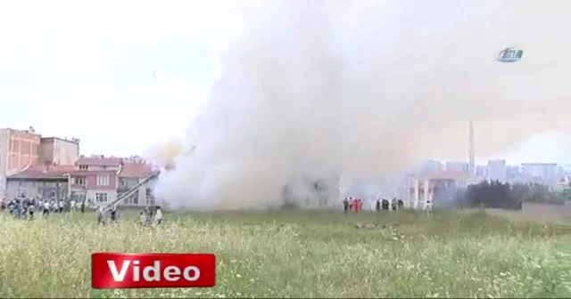 Sefaköy'de yangın