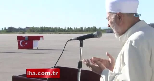 Şehit askere uğurlama töreni
