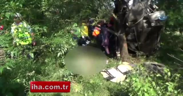 TEM otoyolunda feci kaza: 3 ölü, 1 yaralı