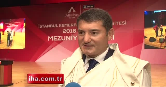 Üniversite birincisi Mısırlı Reem!