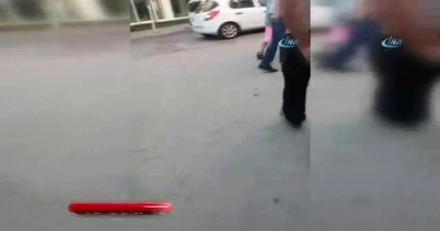 Uyuşturucu satıcısı olduğu iddia edilen kişiye etek giydirdiler