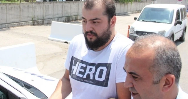 'Hero' yazılı tişörtle sınava girdi gözaltına alındı