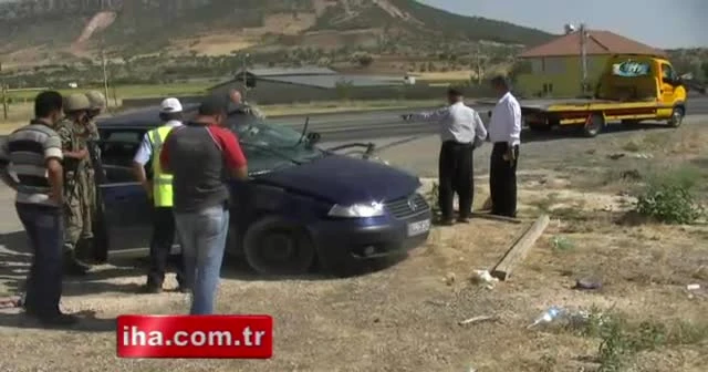 Adıyaman'da otomobil ile minibüs çarpıştı: 1 ölü, 6 yaralı