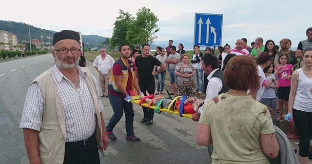 Gürcistan'dan Bulgaristan'a festivale giden otobüs Giresun'da kaza yaptı: 38 yaralı