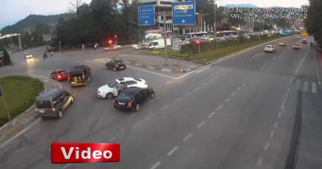 Karabük'te trafik kazaları mobese kamerasında