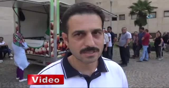 Kavga eden kızlara adliye önünde lokma dağıtma cezası