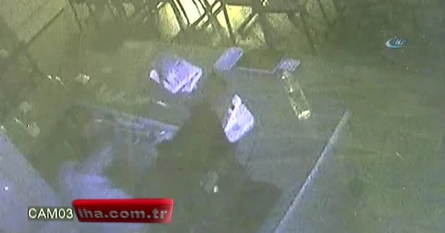 Sadaka kutusu ve televizyonu böyle çaldı