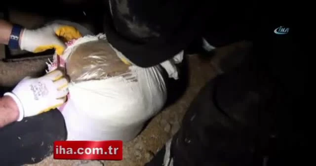 Sakarya’da bir tavuk ve mantar çiftliğine düzenlenen baskında 1 ton eroin ele geçirildi