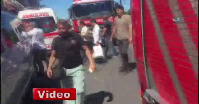 Sirkeci'de yangın! Çok sayıda itfaiye sevk edildi