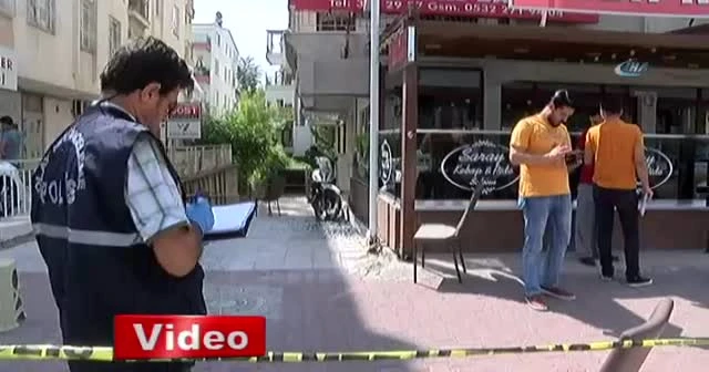 Yemek siparişi verdikten sonra bir şarjör mermi yedi