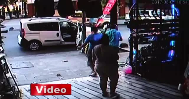 Aile boyu hırsızlık güvenlik kamerasında