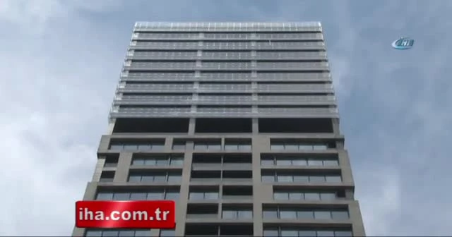 Eski bakanın kızı intihar etti