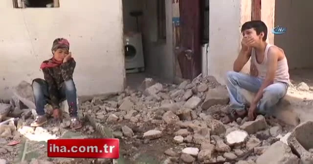 Gaziantep'te ticari taksi eve girdi: 6 yaralı