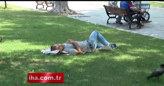 İstanbul’da sıcak hava ve nem bunalttı
