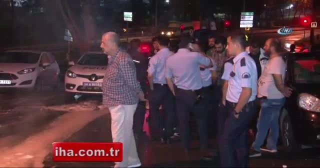 Kağıthane’de park halindeki lüks otomobil kundaklandı