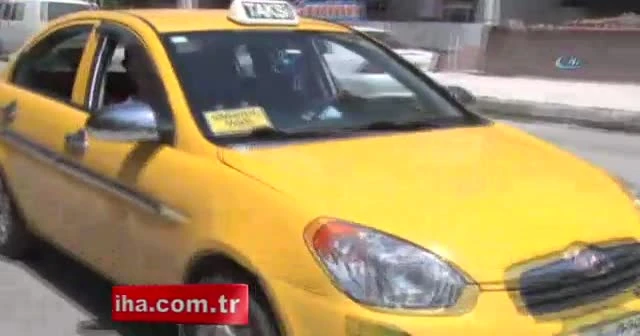 Meme kanseri onu yıldırmadı, taksicilikle hayata tutundu