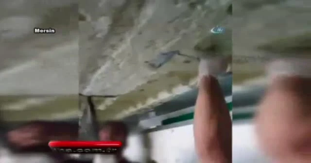 Muzların arasına gizlenmiş 122 kilo kokain ele geçirildi