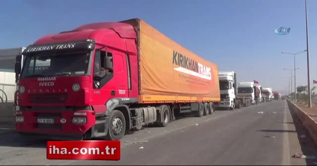 Öncüpınar Sınır Kapısı'nda tır yoğunluğu