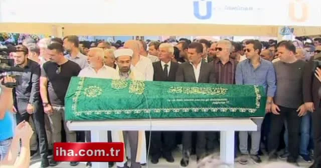 Vatan Şaşmaz son yolculuğuna uğurlandı