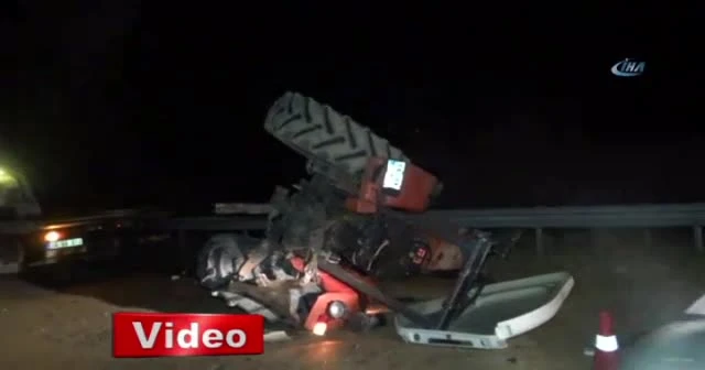 Yolcu otobüsü ile traktör çarpıştı : 1’i ağır 3 yaralı