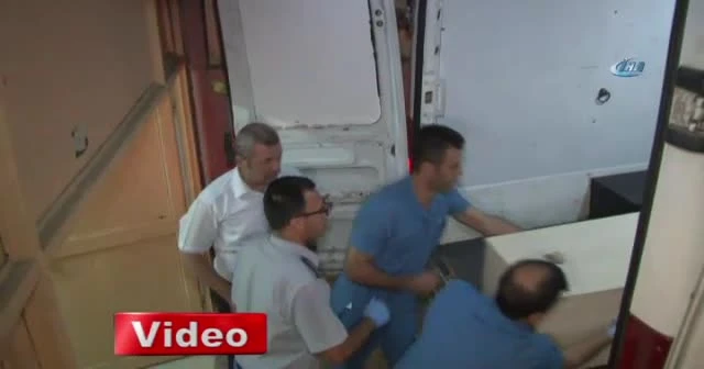 Genç kadın yolun karşısına geçmek isterken canından oldu