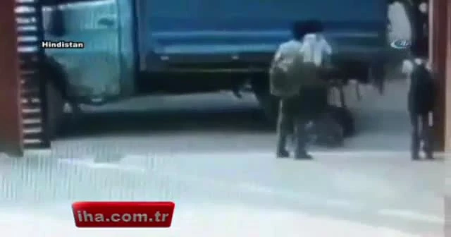Okul yolunda korkunç ölüm