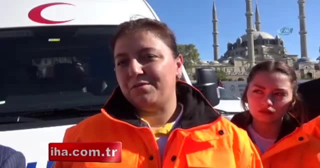 Edirne’nin ilk kadın ambulans şoförü direksiyona geçti