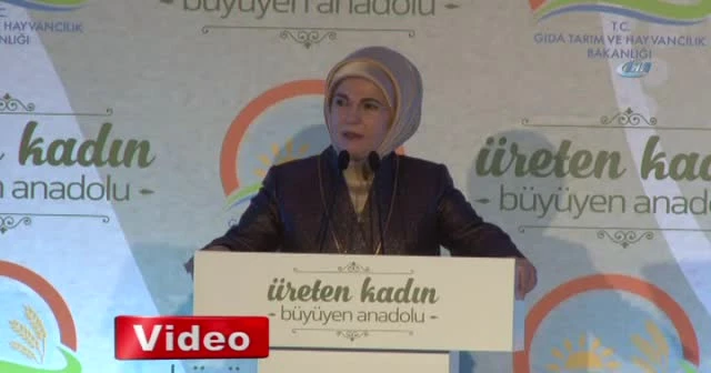 Emine Erdoğan girişimci kadın çiftçilere ödüllerini takdim etti