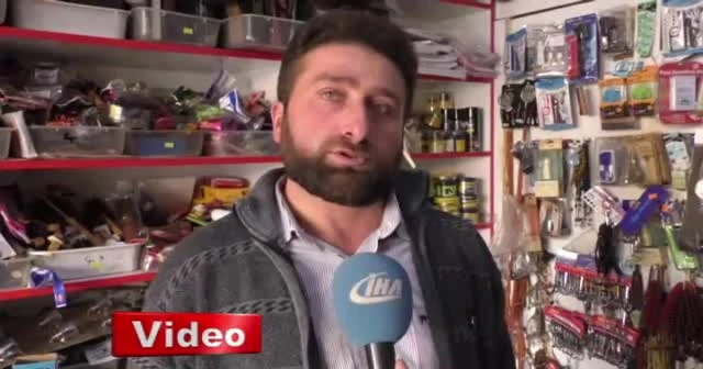 Güneş ve rüzgar ile kendi elektriğini kendisi üretiyor