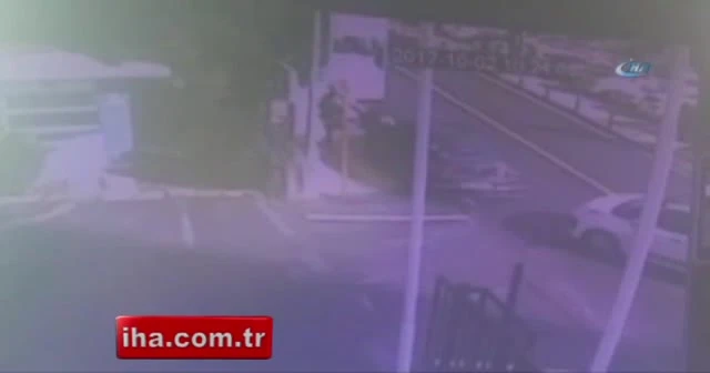 Kaldırımda bekleyen kıza böyle çarptı