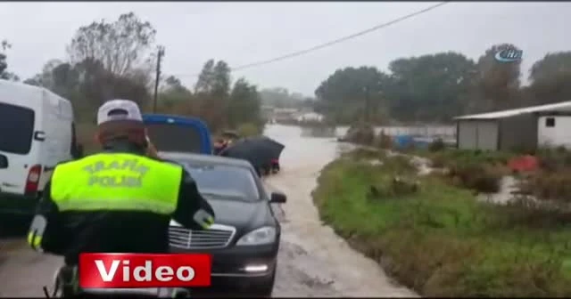 Tekirdağ'da sel: Askeri araç sele kapıldı, 1 asker kayboldu