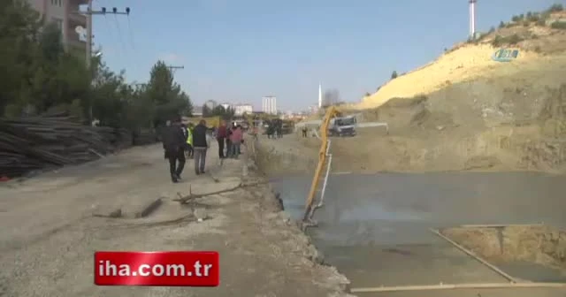 Başına beton pompası düşen inşaat işçisi hayatını kaybetti