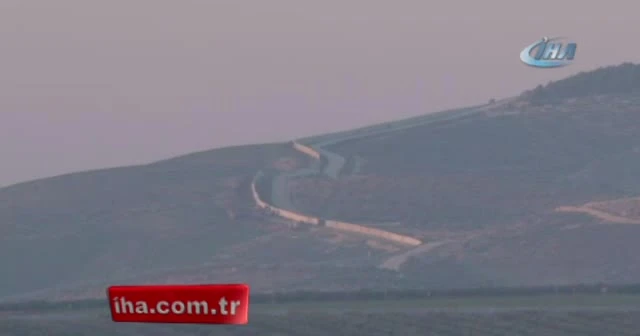Afrin'deki Cinderese'den dumanlar yükseliyor