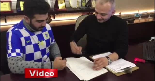 Bitcoin ile futbolcu transfer ettiler