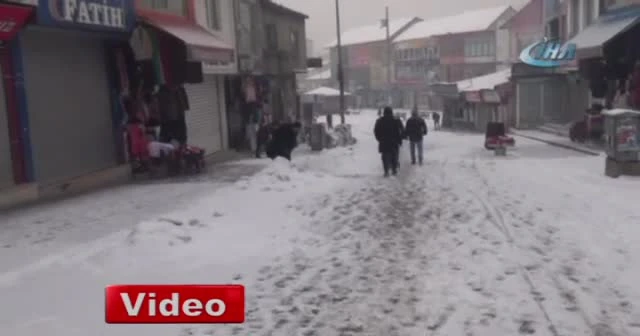 Dondurucu soğuklar yerini kar yağışına bıraktı