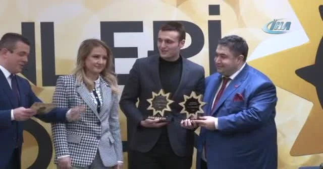 İhlas Medya’ya ödül yağmuru