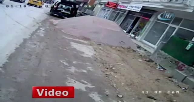 Özel halk otobüsünü çalıp yolcu toplamaya devam etti