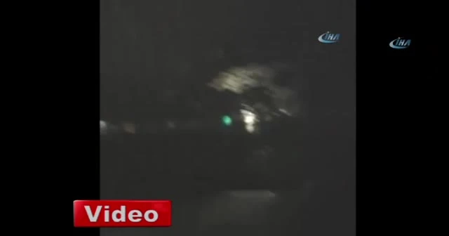 Pistten çıkan uçağın inişi kamerada