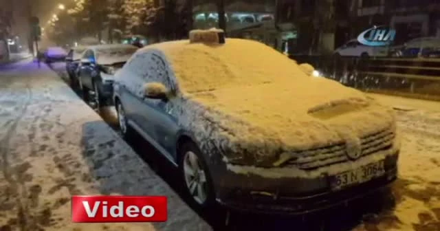 Tatvan yeniden beyaza büründü