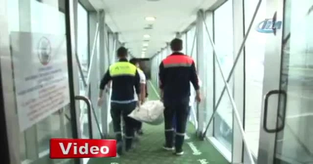 Uçağını kaçıran yolcu havalimanında ölü bulundu