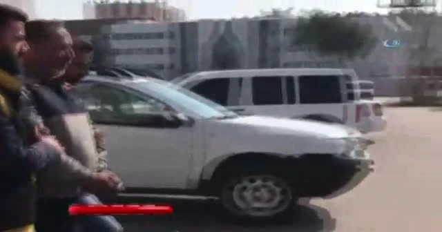 Suç makinesi Adana kebabı yerken yakalandı