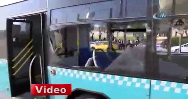Üsküdar'da otobüs durağa daldı: 3 ölü