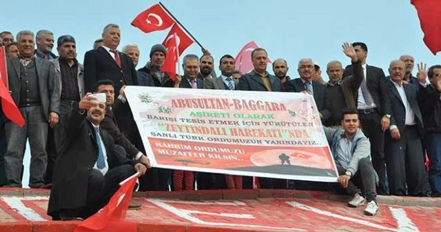 Abusultan Baggara aşiretinden Mehmetçik'e destek konvoyu
