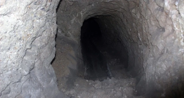 Bafilyun dağındaki tüneller görüntülendi