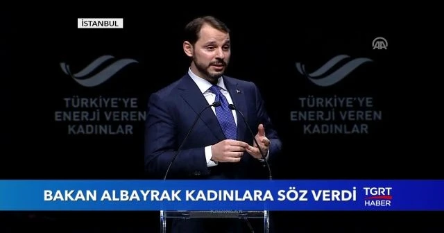 Bakan Berat Albayrak kadınlara seslendi: Korkmayın hayallerinizin peşinden koşun