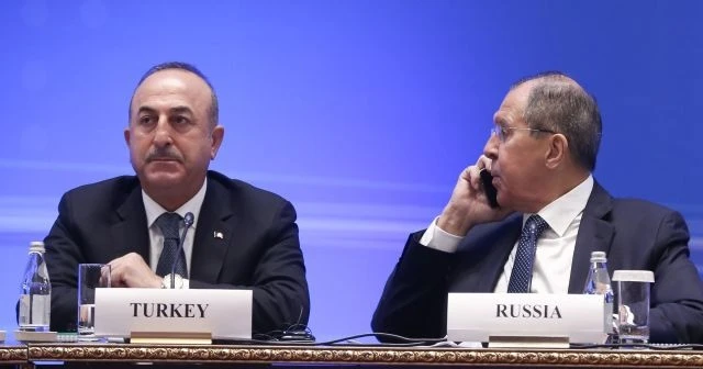 Bakan Çavuşoğlu'ndan tokat gibi sözler: O ağza cevap vermem